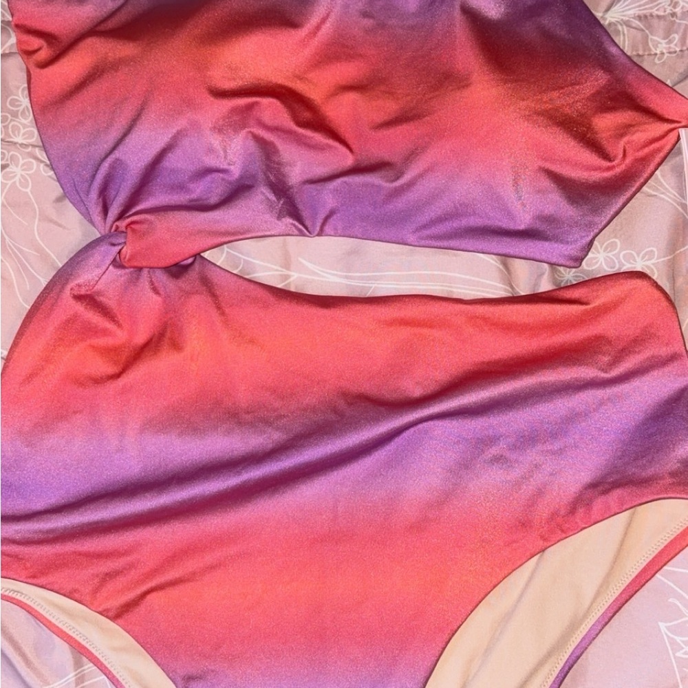 Victoria's Secret Gradient One-Piece Swimsuit